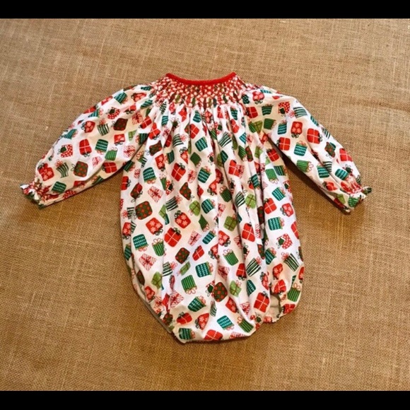 Smocked Christmas bishop bubble - Picture 5 of 5